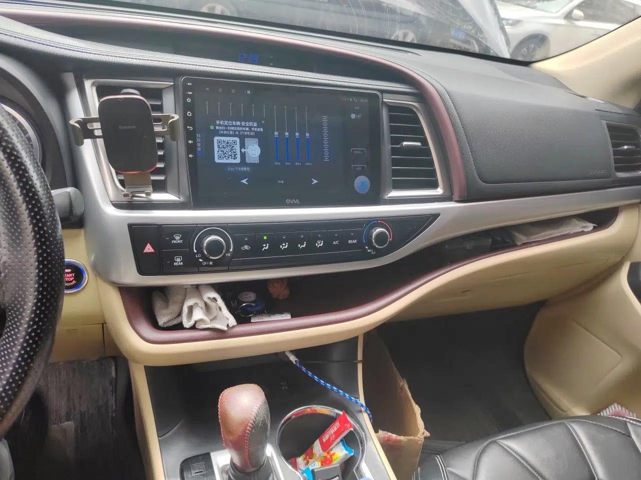 Toyota Highlander 2015 2.0T Four-Wheel Drive Elite Edition 7-Seater — миниатюра 13