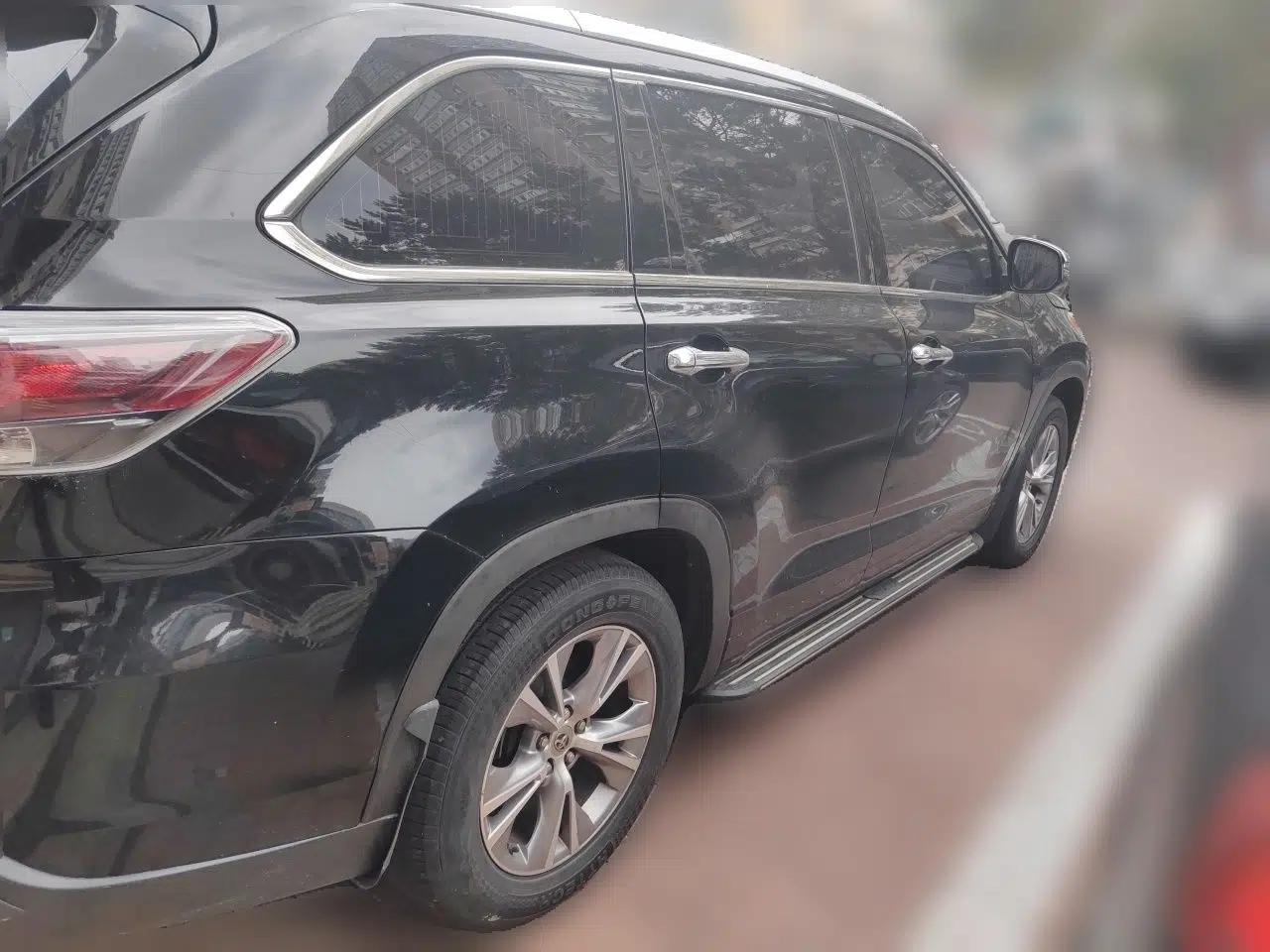Toyota Highlander 2015 2.0T Four-Wheel Drive Elite Edition 7-Seater — миниатюра 6