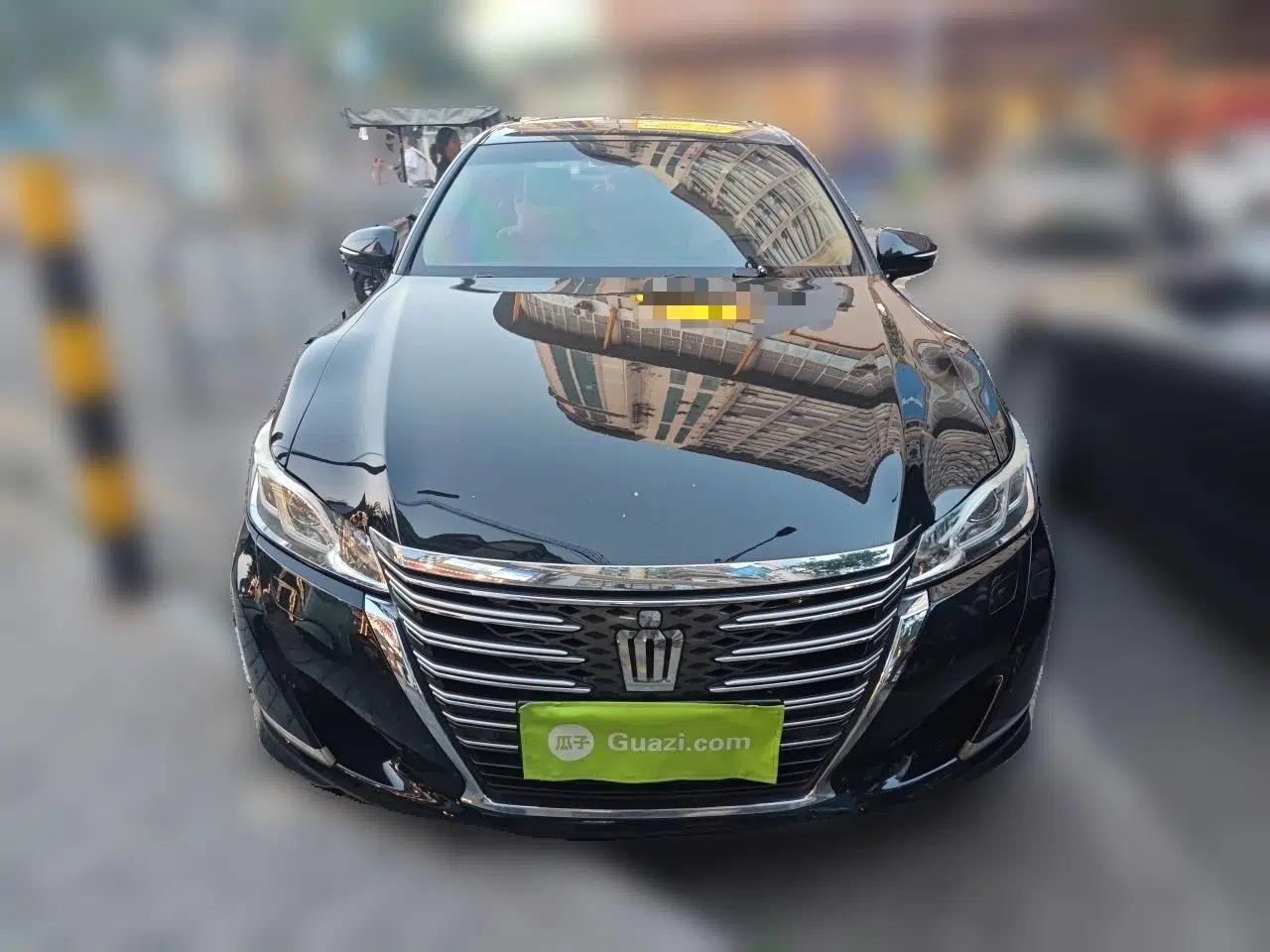 Toyota Crown 2015 2.0T Fashion Edition — миниатюра 2