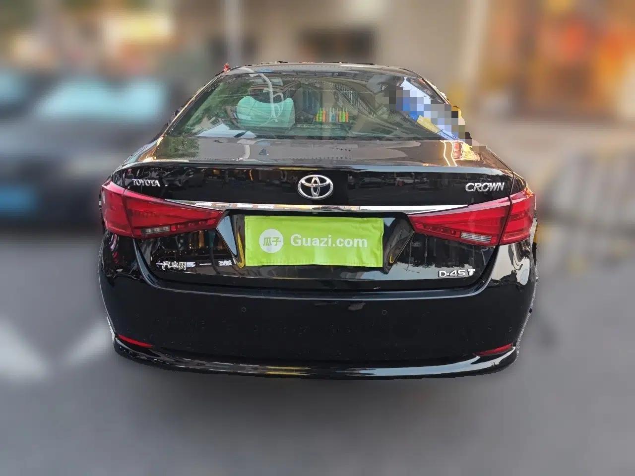 Toyota Crown 2015 2.0T Fashion Edition — миниатюра 5