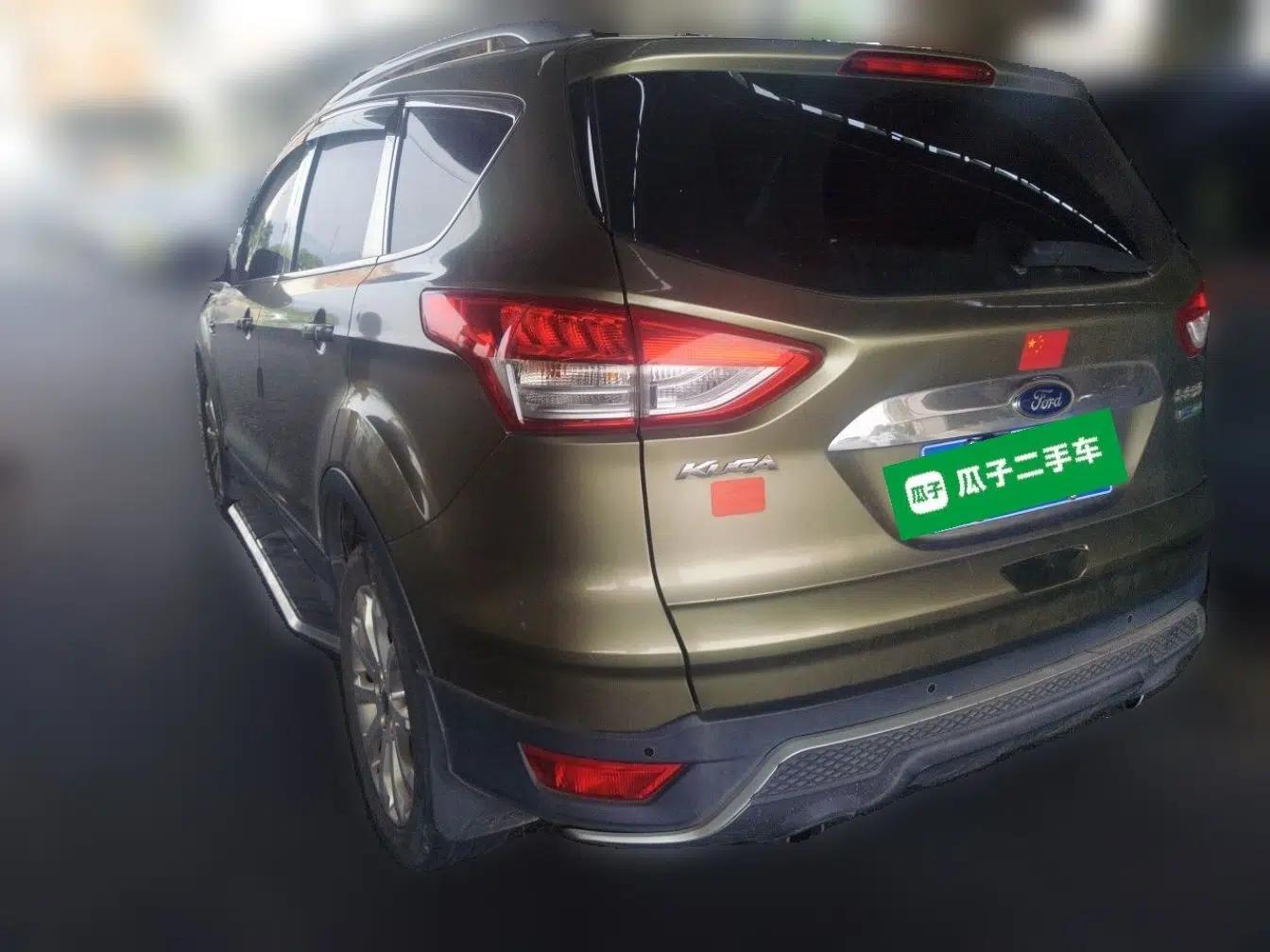 Ford Kuga 2015 1.5L GTDi Two-Wheel Drive Fashion Edition — миниатюра 4