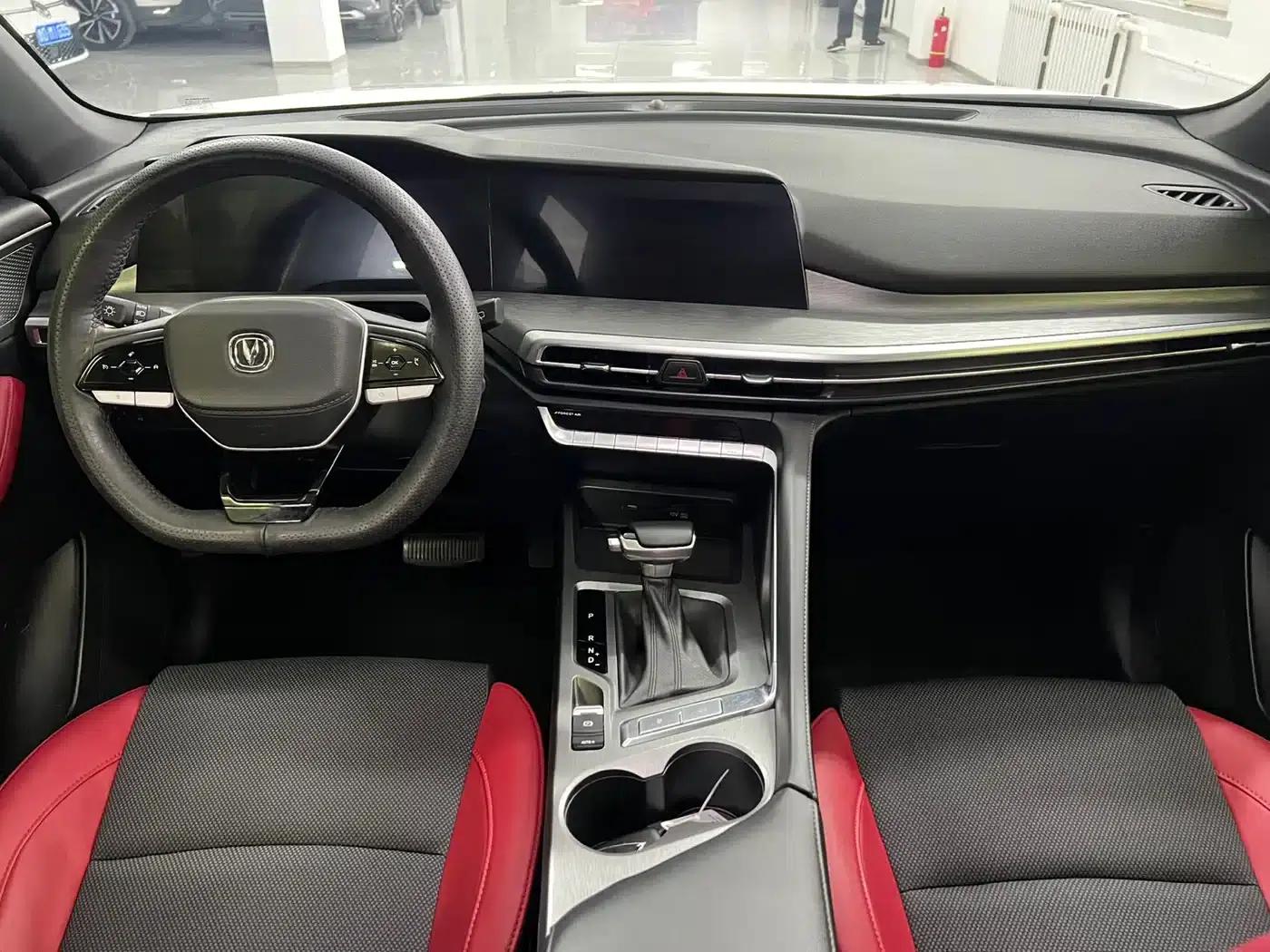 Changan CS35PLUS 2023 Enjoy Edition 1.4T DCT Luxury Model — миниатюра 8