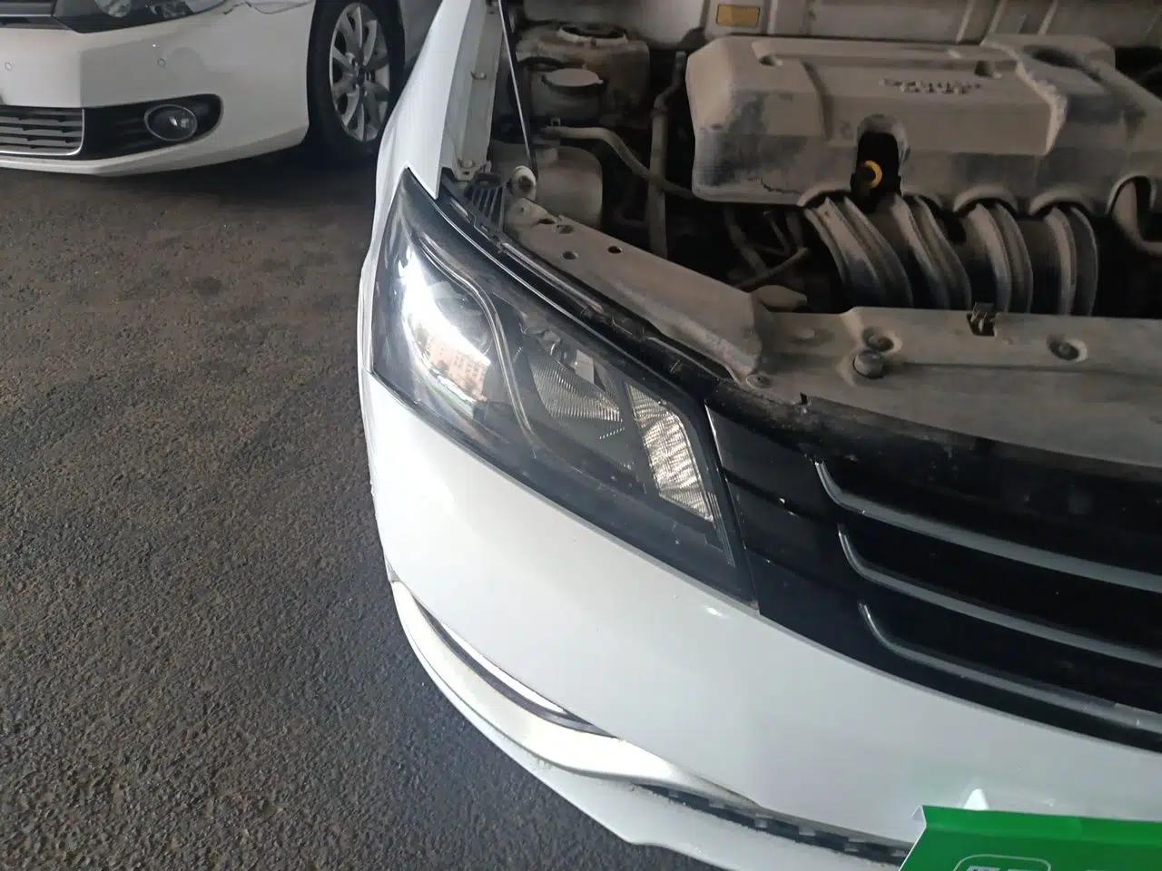Geely Auto Emgrand 2014 Sedan 1.5L Manual Elite Model — миниатюра 7