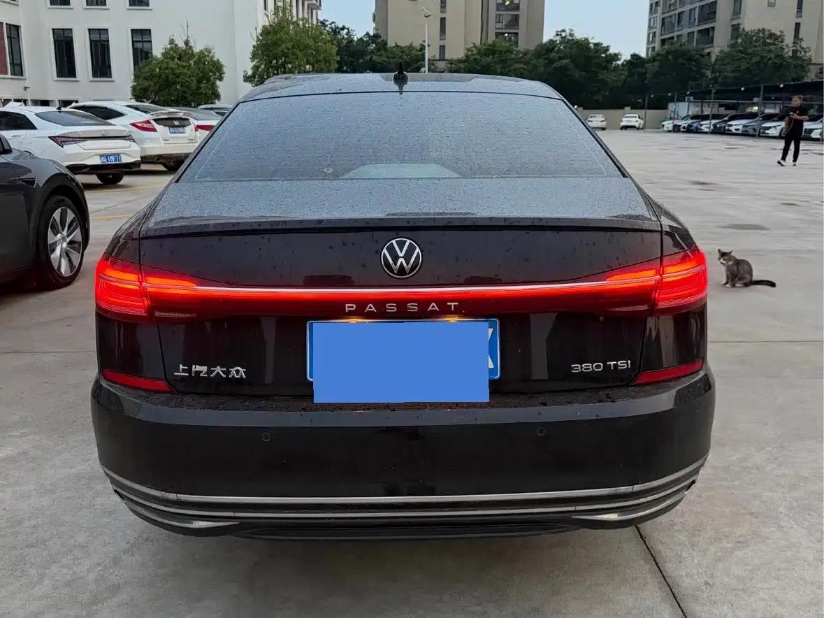 2024 Passat 380TSI Elite Edition — миниатюра 8