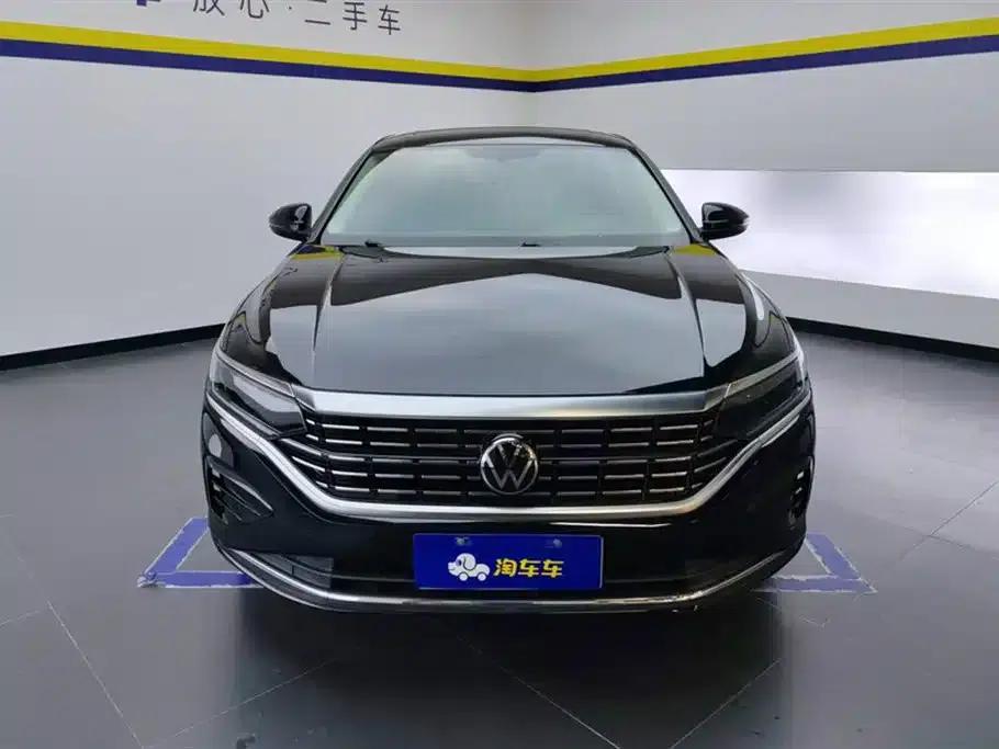 2022 Volkswagen Passat 330TSI Elite Edition — миниатюра 2