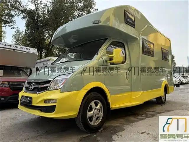 SAIC MAXUS V80 C-type motorhome, 2017 model, 2.5T automatic.