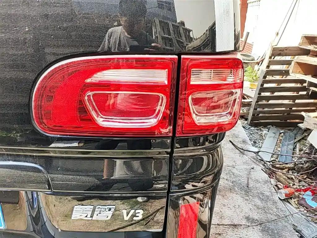 Lingzhi 2023 V3 1.6L Basic 2-seater — миниатюра 8