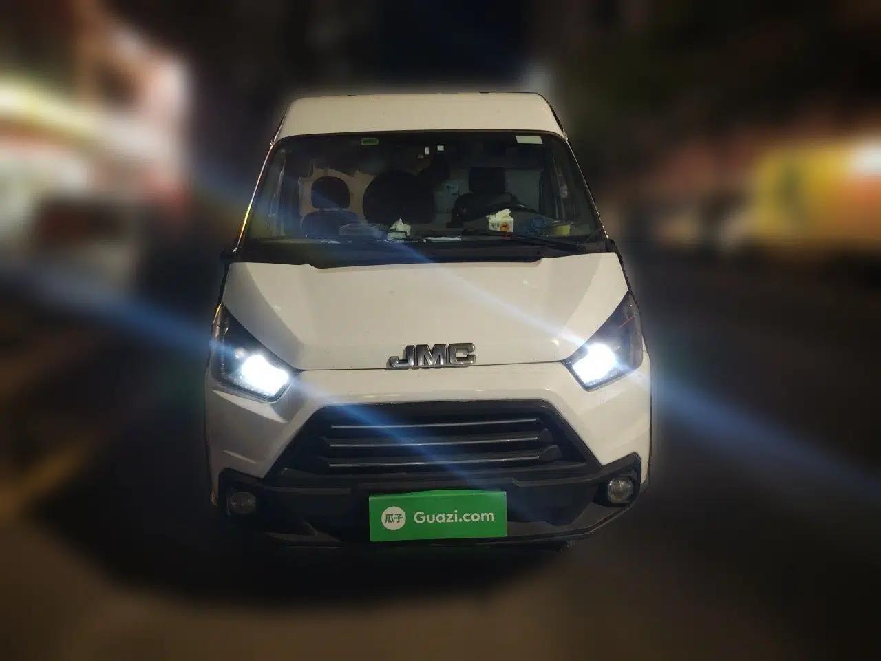 JMC Transit 2017 2.8T Commercial Version Short Wheelbase Mid-Roof 3-Seater JX493 — миниатюра 2