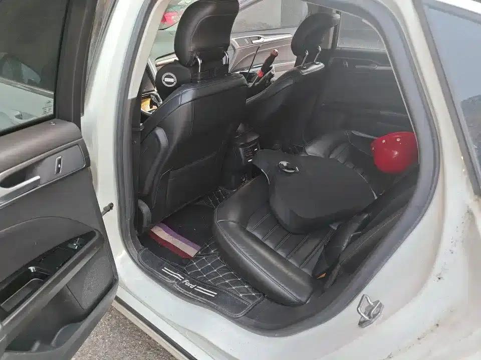 2013 Ford Mondeo 1.5L GTDi180 Fashion Edition — миниатюра 4