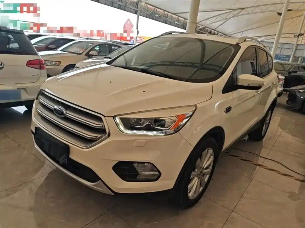 2017 Ford Kuga EcoBoost 245 AWD Luxury Edition — миниатюра 1