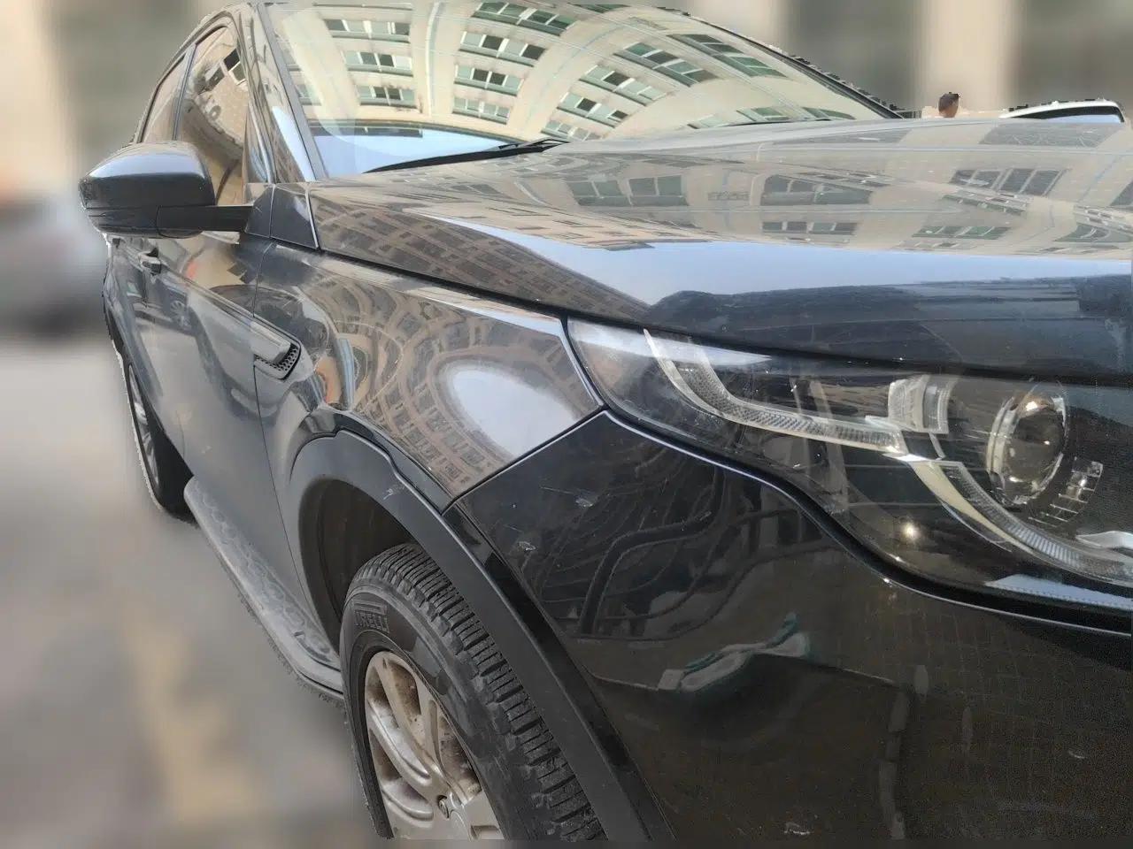 Land Rover Discovery Sport 2017 2.0T SE — миниатюра 3