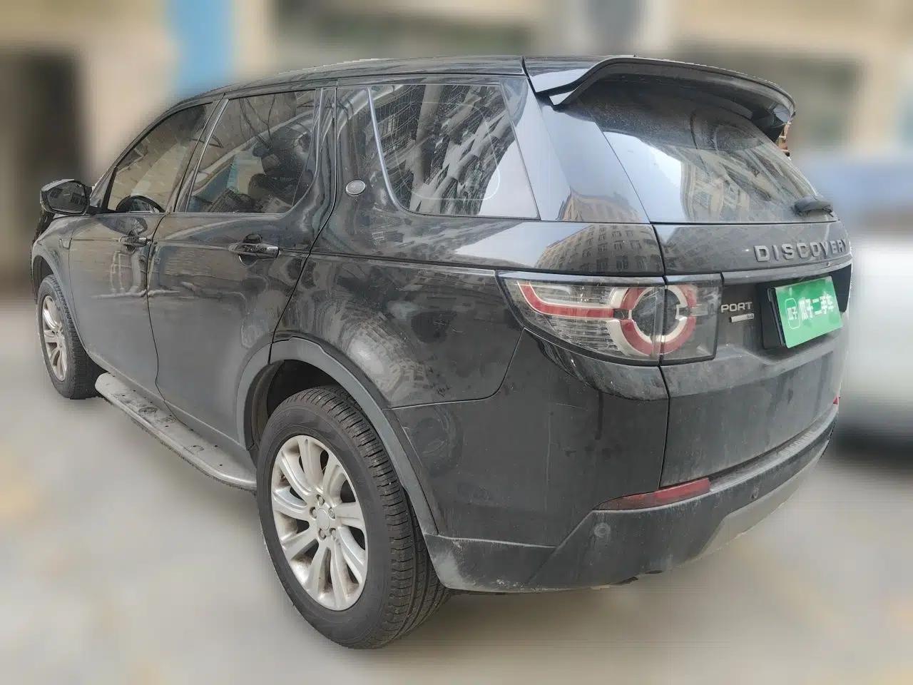 Land Rover Discovery Sport 2017 2.0T SE — миниатюра 4