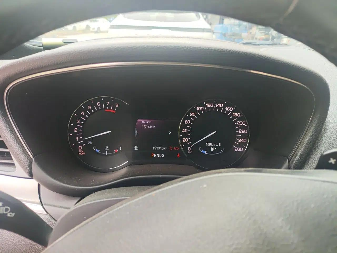 Lincoln MKC 2017 2.0T Two-Wheel Drive Deluxe Edition — миниатюра 11