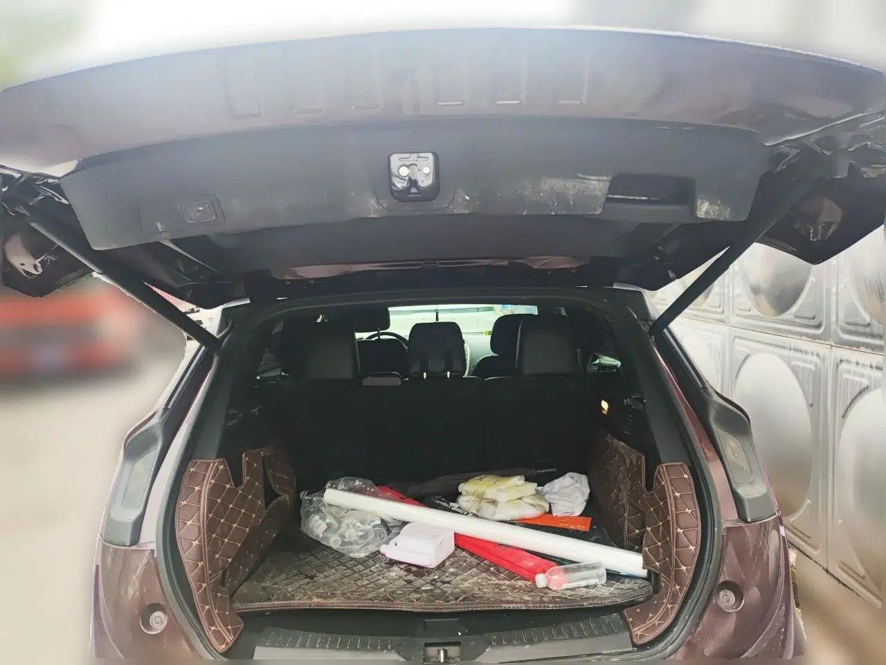 Lincoln MKC 2017 2.0T Two-Wheel Drive Deluxe Edition — миниатюра 19