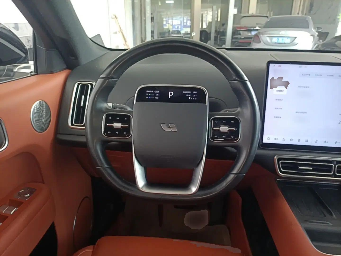 Li Auto L8 2024 Pro Model — миниатюра 13