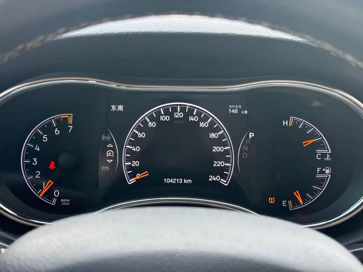 2017 Jeep Grand Cherokee (Imported) 3.0L Elite Navigation Edition — миниатюра 11