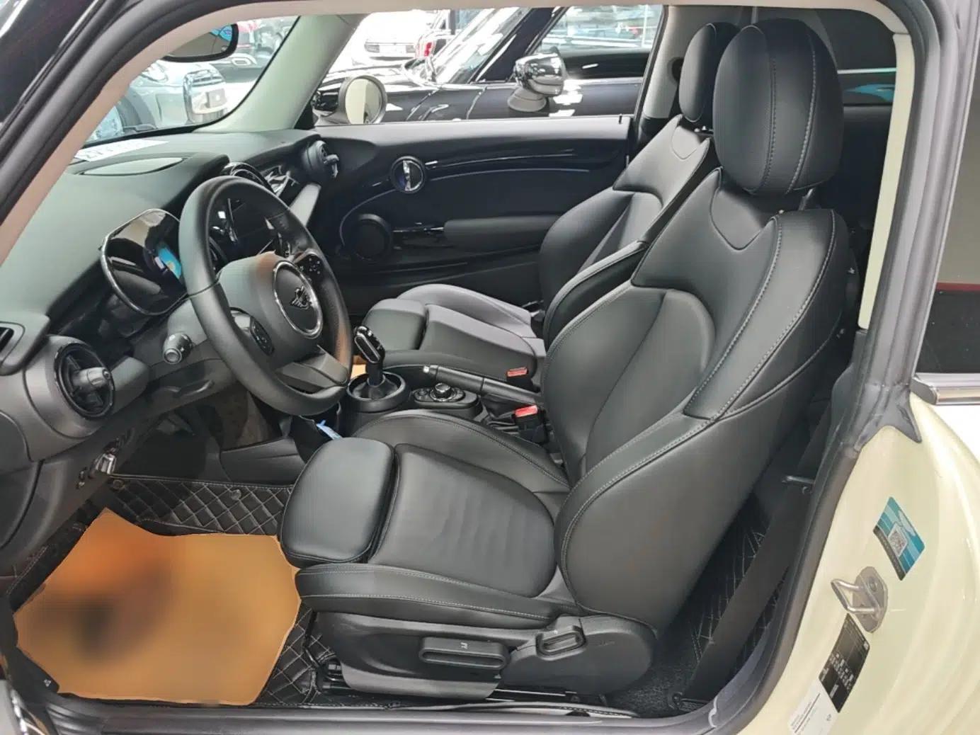 MINI 2022 1.5T COOPER Classic Edition — миниатюра 17