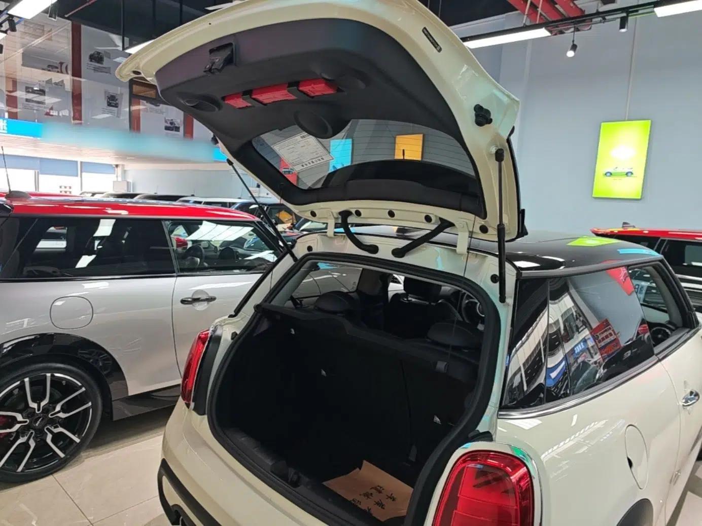 MINI 2022 1.5T COOPER Classic Edition — миниатюра 22