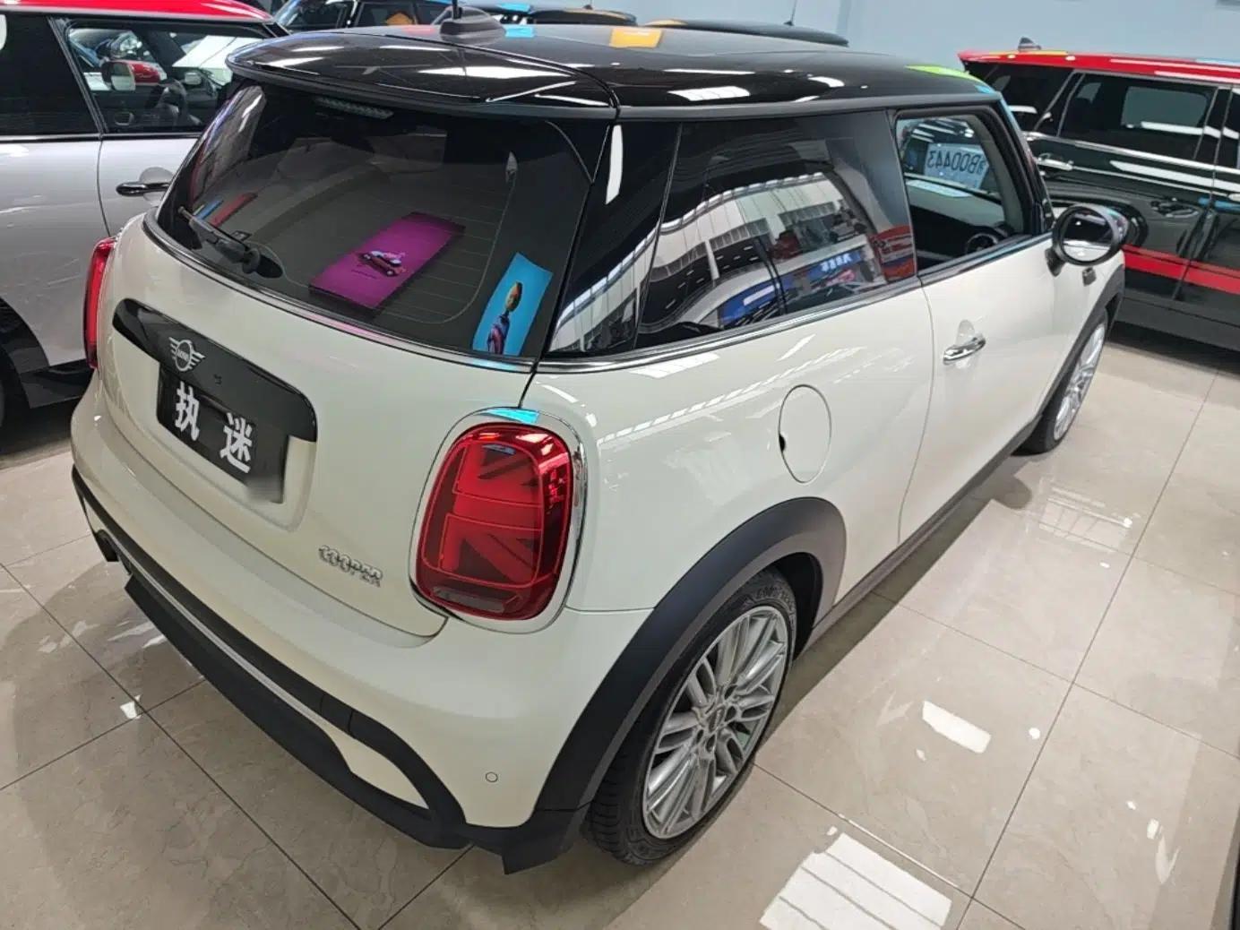 MINI 2022 1.5T COOPER Classic Edition — миниатюра 6