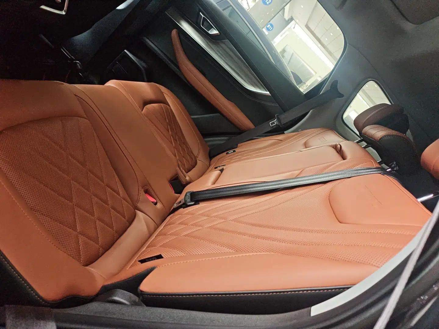 Chery Tiggo 8 PLUS 2022 Kunpeng Edition 390TGDI DCT Luxury+ Edition — миниатюра 20