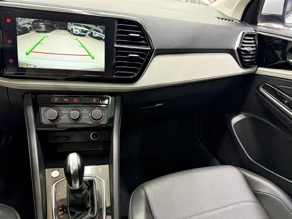 Jetta VS5 2022 280TSI Automatic Enjoyment Edition — миниатюра 12