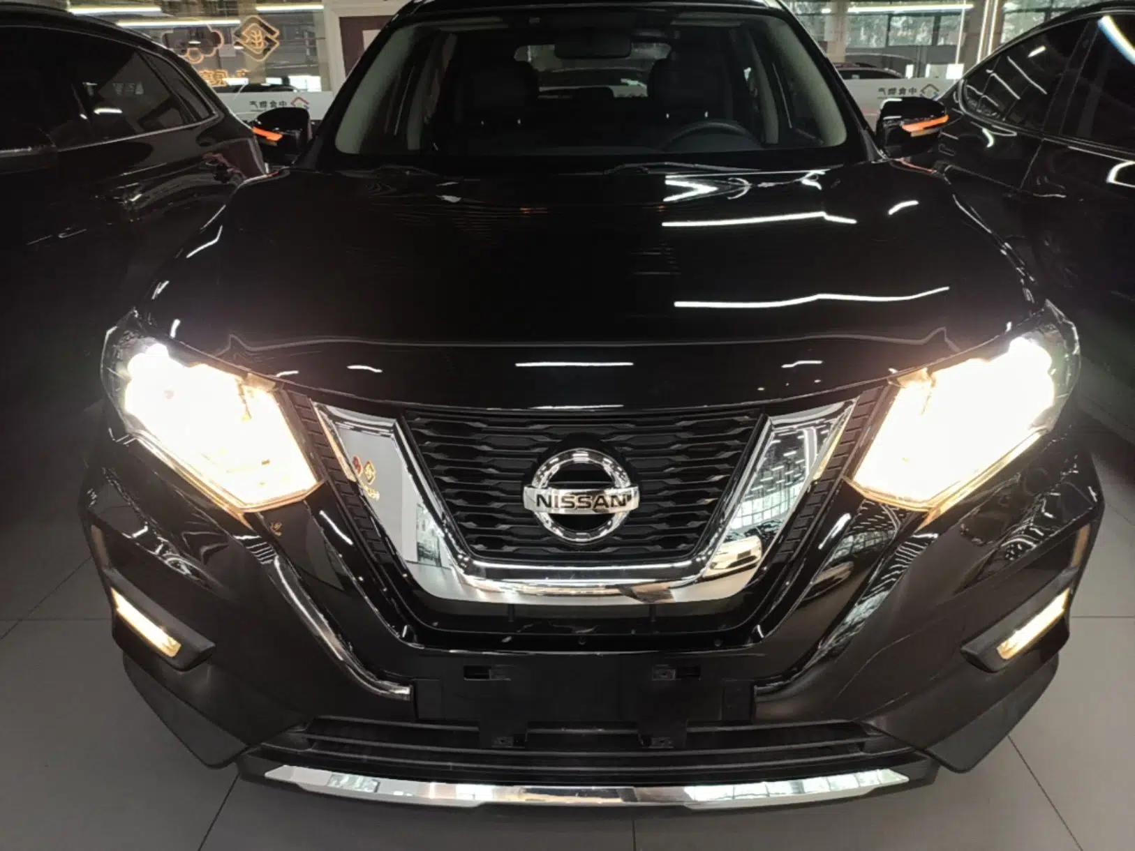 Nissan X-Trail 2017 2.0L CVT Comfort Edition 2WD — миниатюра 2