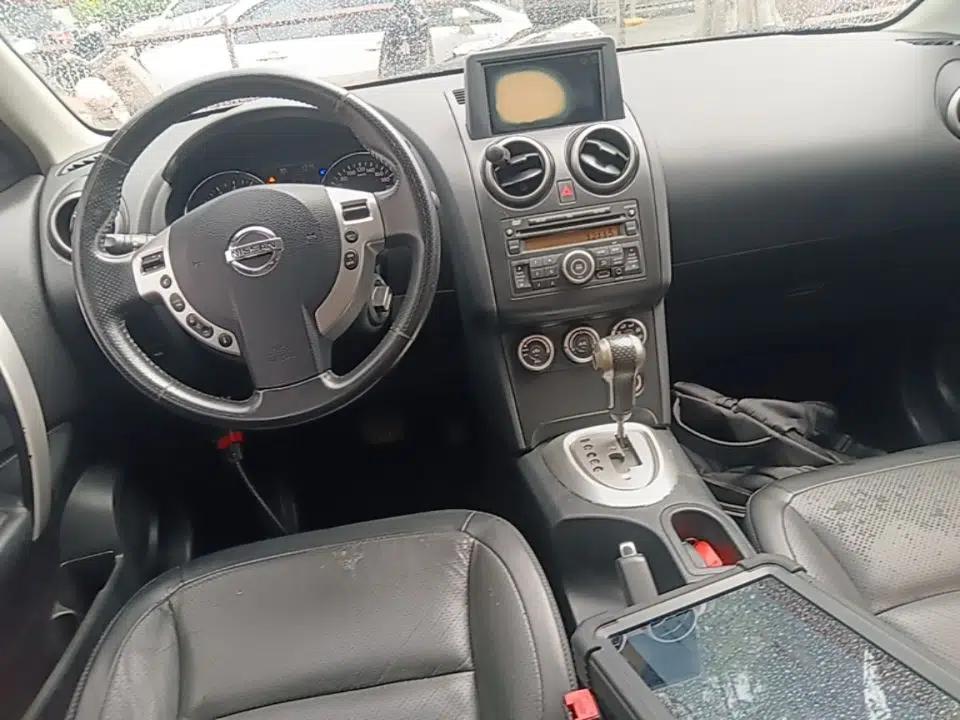 Nissan Qashqai 2012 2.0 XV LE CVT 2WD — миниатюра 12