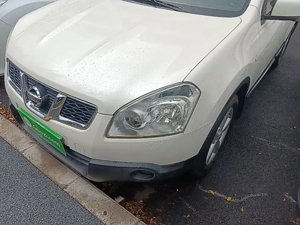 Nissan Qashqai 2012 2.0 XV LE CVT 2WD — миниатюра 8