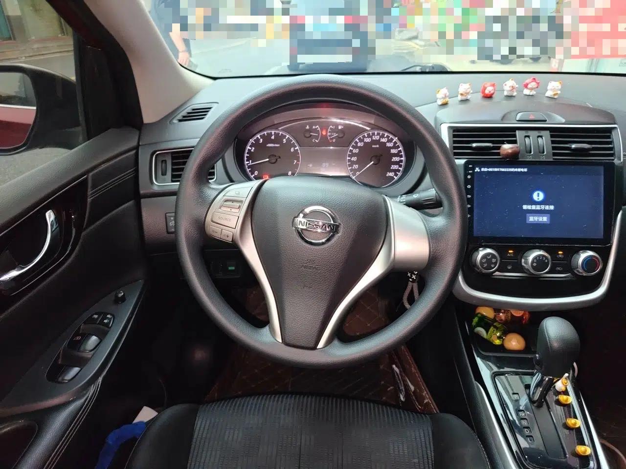 Nissan Tiida 2016 1.6L CVT Cool Dynamic Edition — миниатюра 10