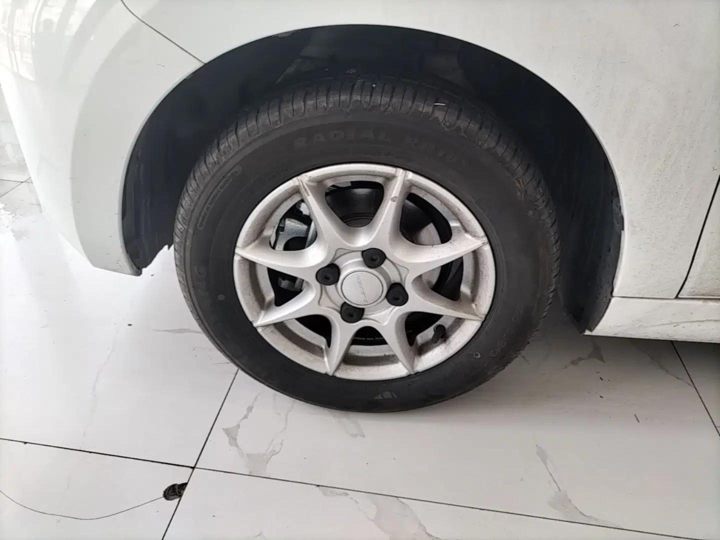 Roewe Clever 2022 311km QiQi BoBo Edition — миниатюра 10