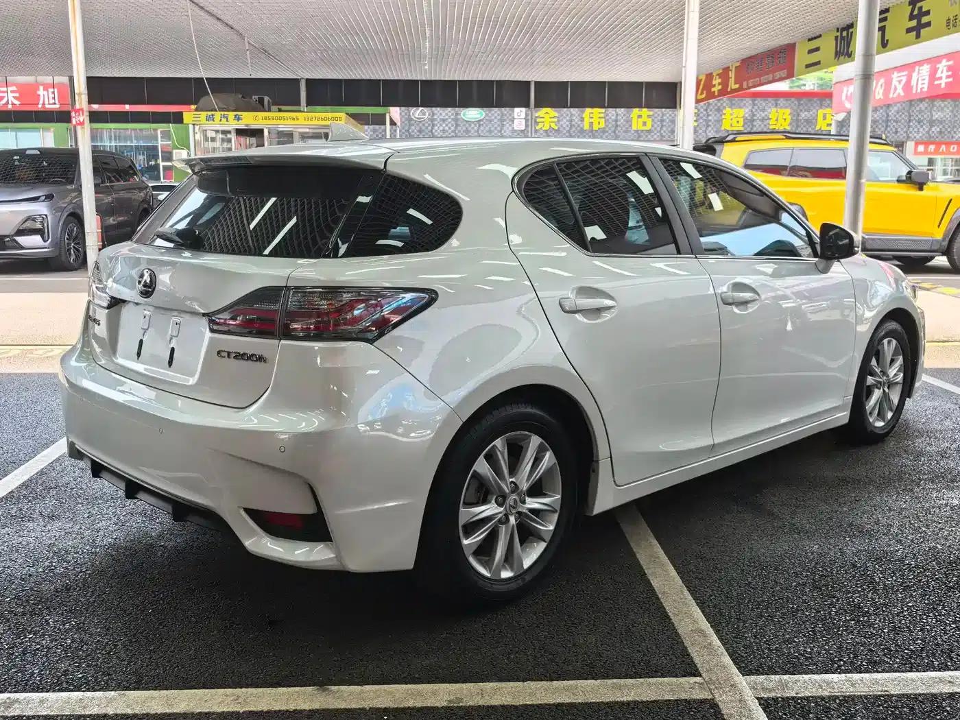 Lexus CT 2014 CT200h Comfort Edition (Single Color) — миниатюра 12