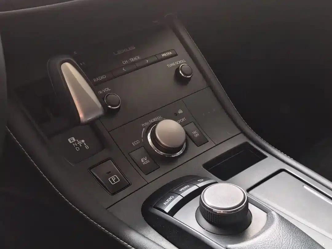 Lexus CT 2014 CT200h Comfort Edition (Single Color) — миниатюра 16