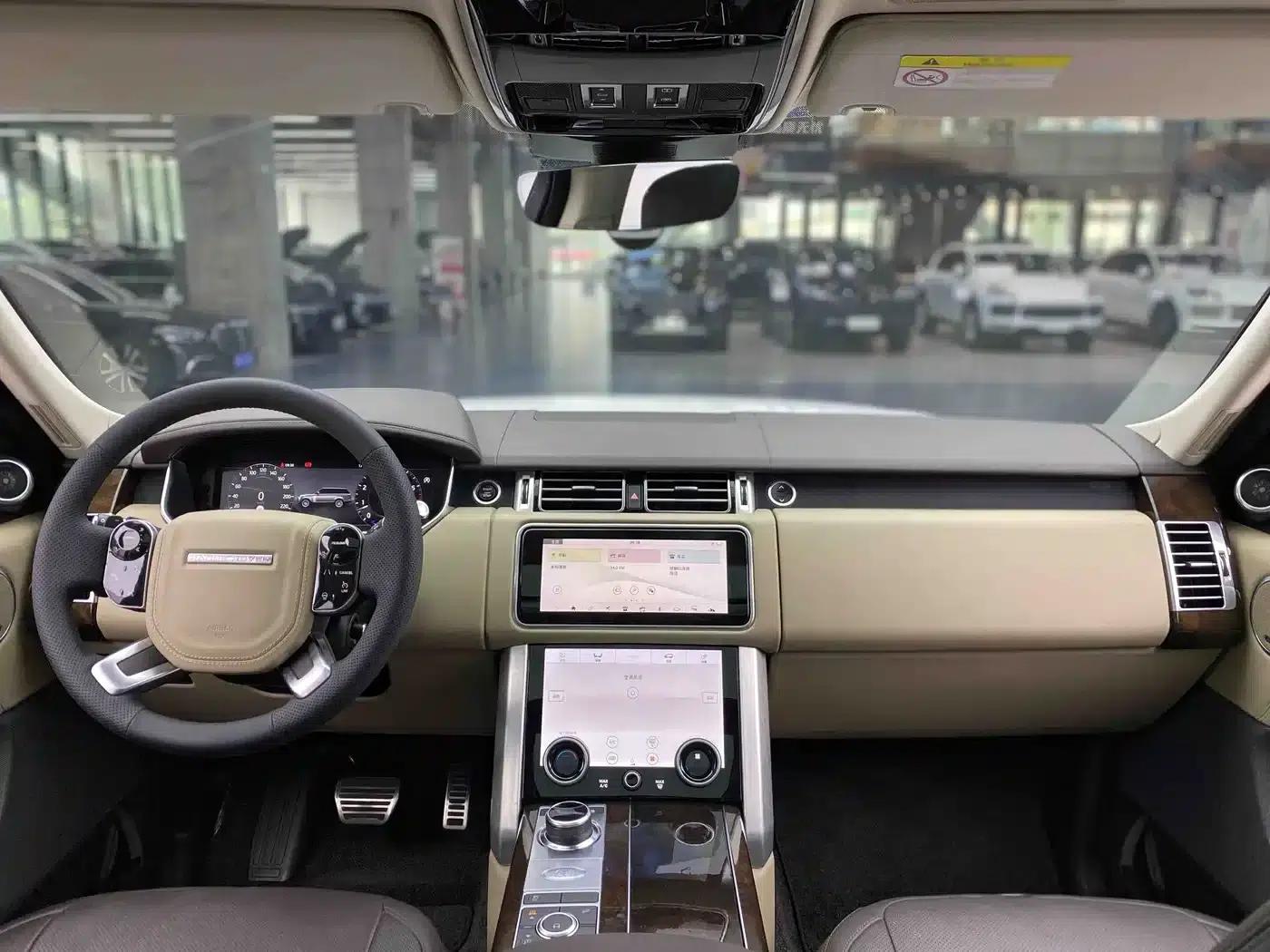 Range Rover 2021 3.0 L6 Legendary Edition — миниатюра 8