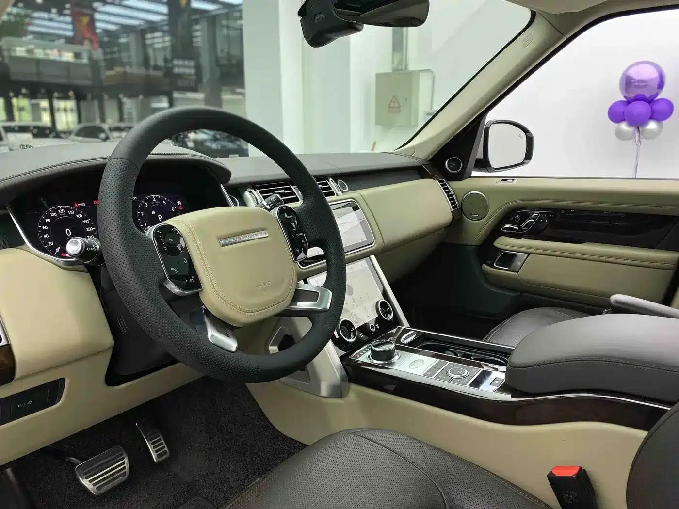 Range Rover 2021 3.0 L6 Legendary Edition — миниатюра 9