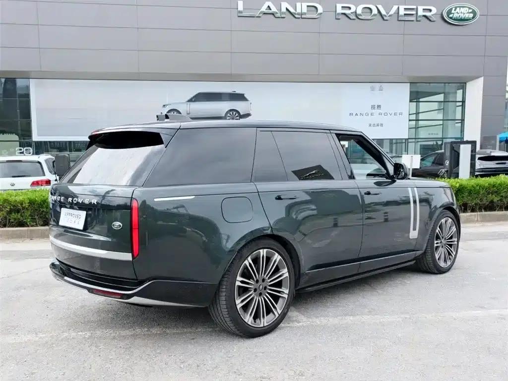 Range Rover 2023 3.0 L6 400PS Classic Extended Edition — миниатюра 6