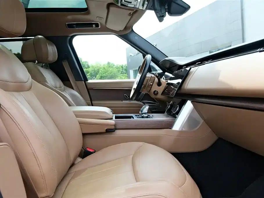 Range Rover 2023 3.0 L6 400PS Classic Extended Edition — миниатюра 7