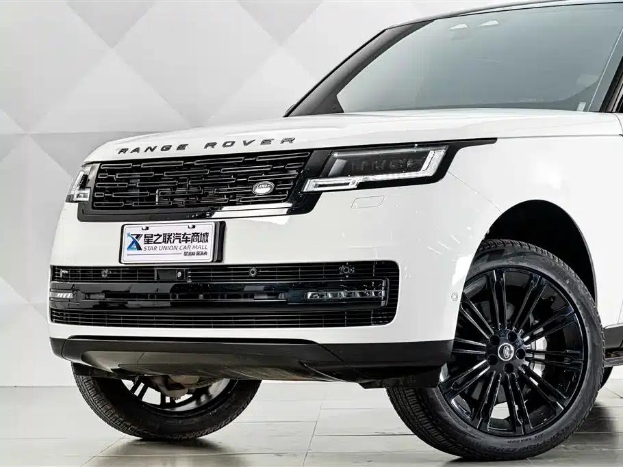 Range Rover 2024 3.0 L6 400PS Extended Wheelbase 7-Seater — миниатюра 2