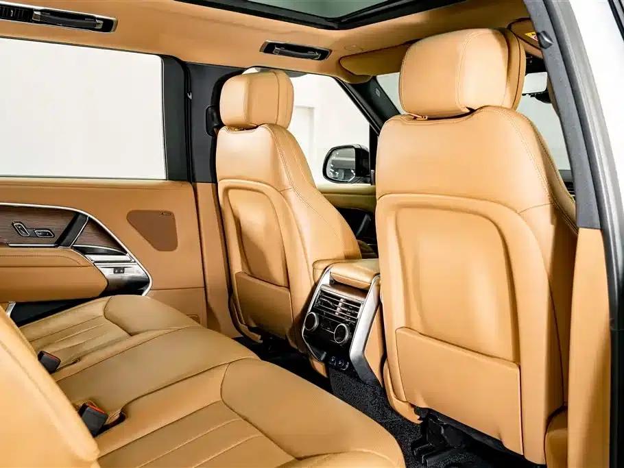 Range Rover 2024 3.0 L6 400PS Extended Wheelbase 7-Seater — миниатюра 22