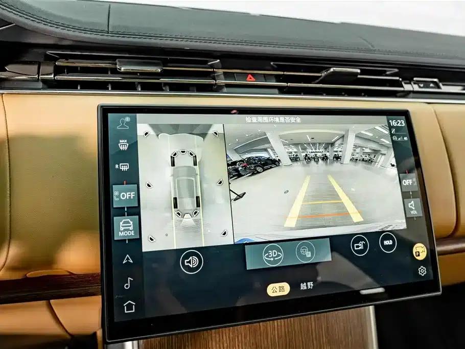 Range Rover 2024 3.0 L6 400PS Extended Wheelbase 7-Seater — миниатюра 9