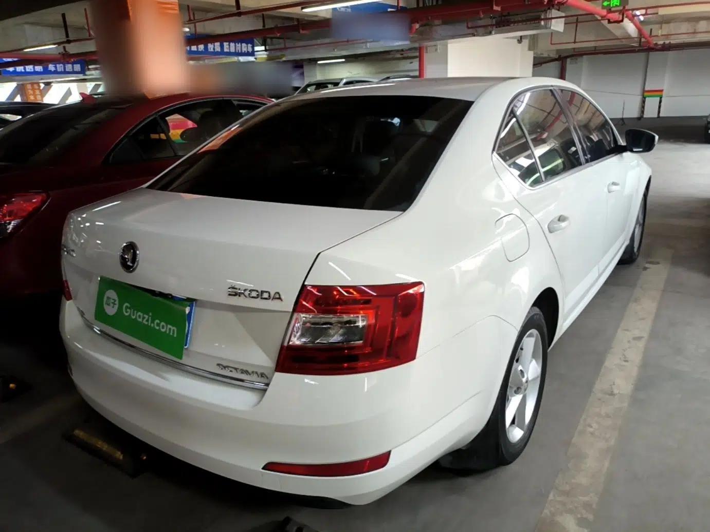 Skoda Octavia 2015 1.4TSI DSG Yijun Edition — миниатюра 6