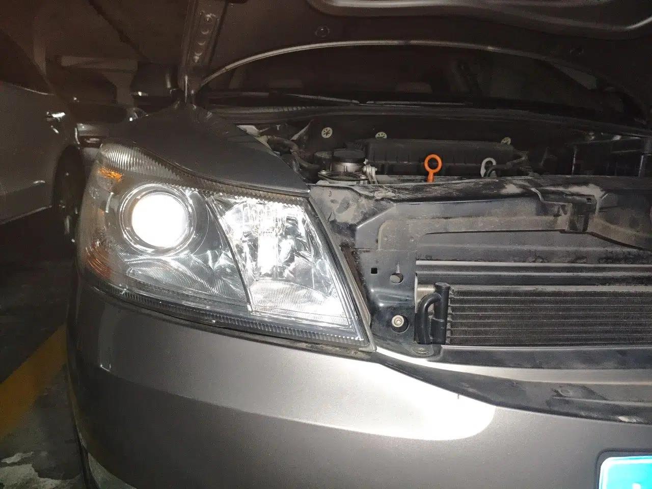 Skoda Octavia 2014 1.6L Automatic Yijun Edition — миниатюра 7