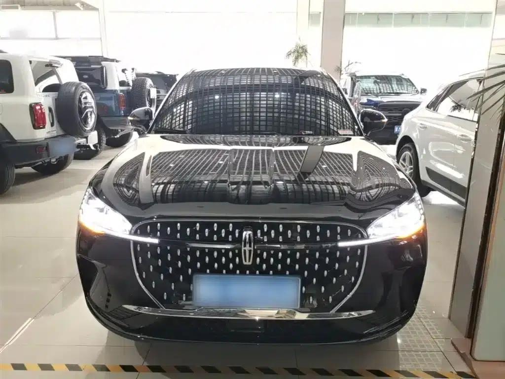Adventurer 2024 2.0T 2WD Premium Edition — миниатюра 3