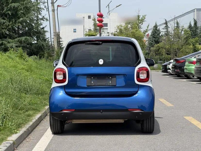 smart fortwo 2015 1.0L 52 kW Hardtop Passion Edition — миниатюра 4