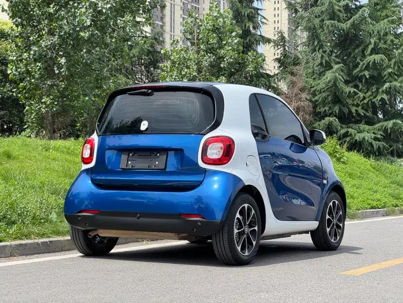 smart fortwo 2015 1.0L 52 kW Hardtop Passion Edition — миниатюра 5