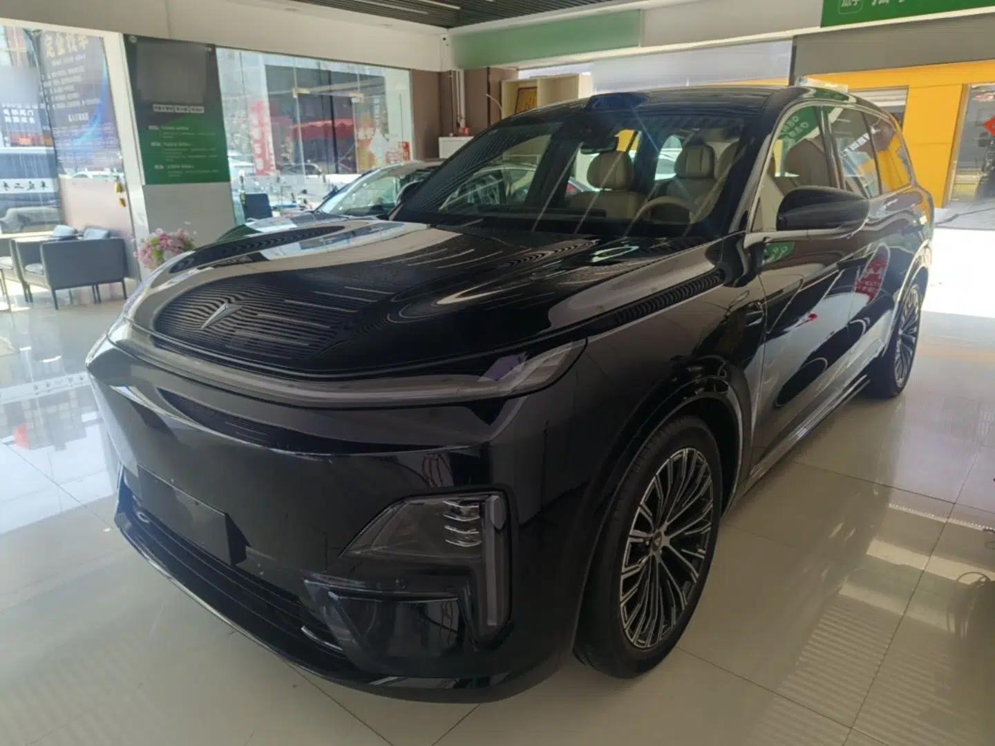Deepal S09 2025 Model Rear-Wheel Drive Ultra+ Long-Range Version — миниатюра 1