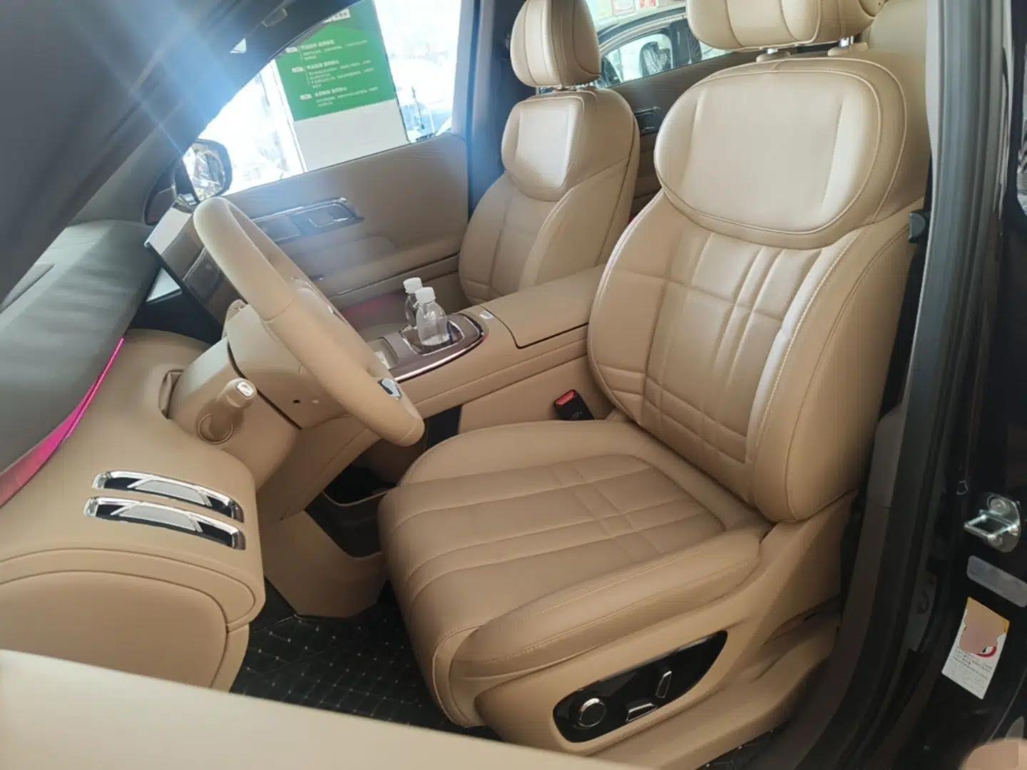 Deepal S09 2025 Model Rear-Wheel Drive Ultra+ Long-Range Version — миниатюра 17
