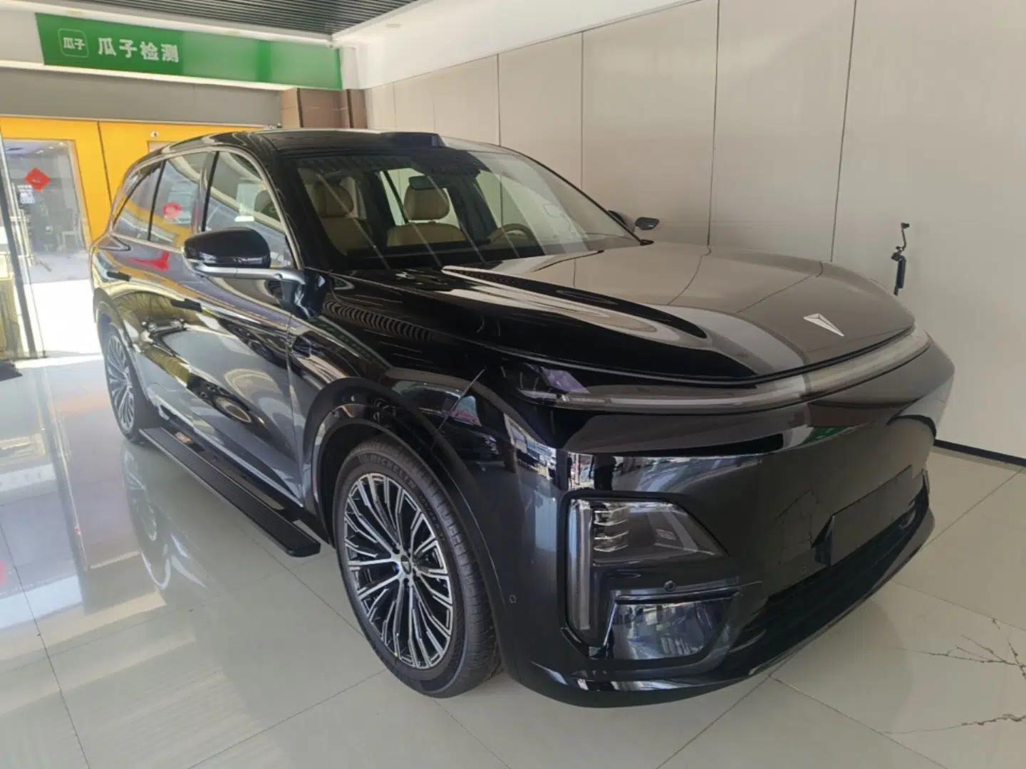 Deepal S09 2025 Model Rear-Wheel Drive Ultra+ Long-Range Version — миниатюра 3