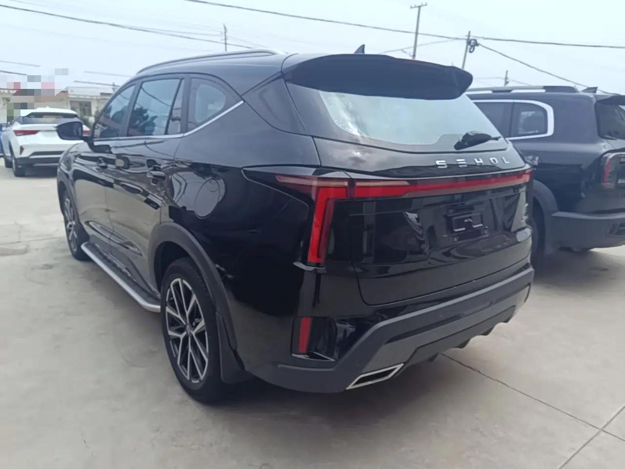 SOL X8 PLUS 2023 1.5 TGDI DCT Smart Home Edition 7-Seater — миниатюра 4