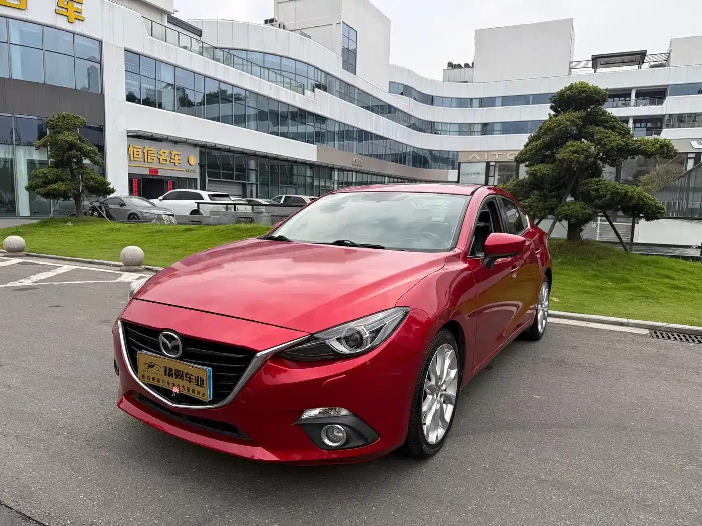 Mazda3 Axela 2016 Sedan 2.0L Automatic Flagship — миниатюра 1