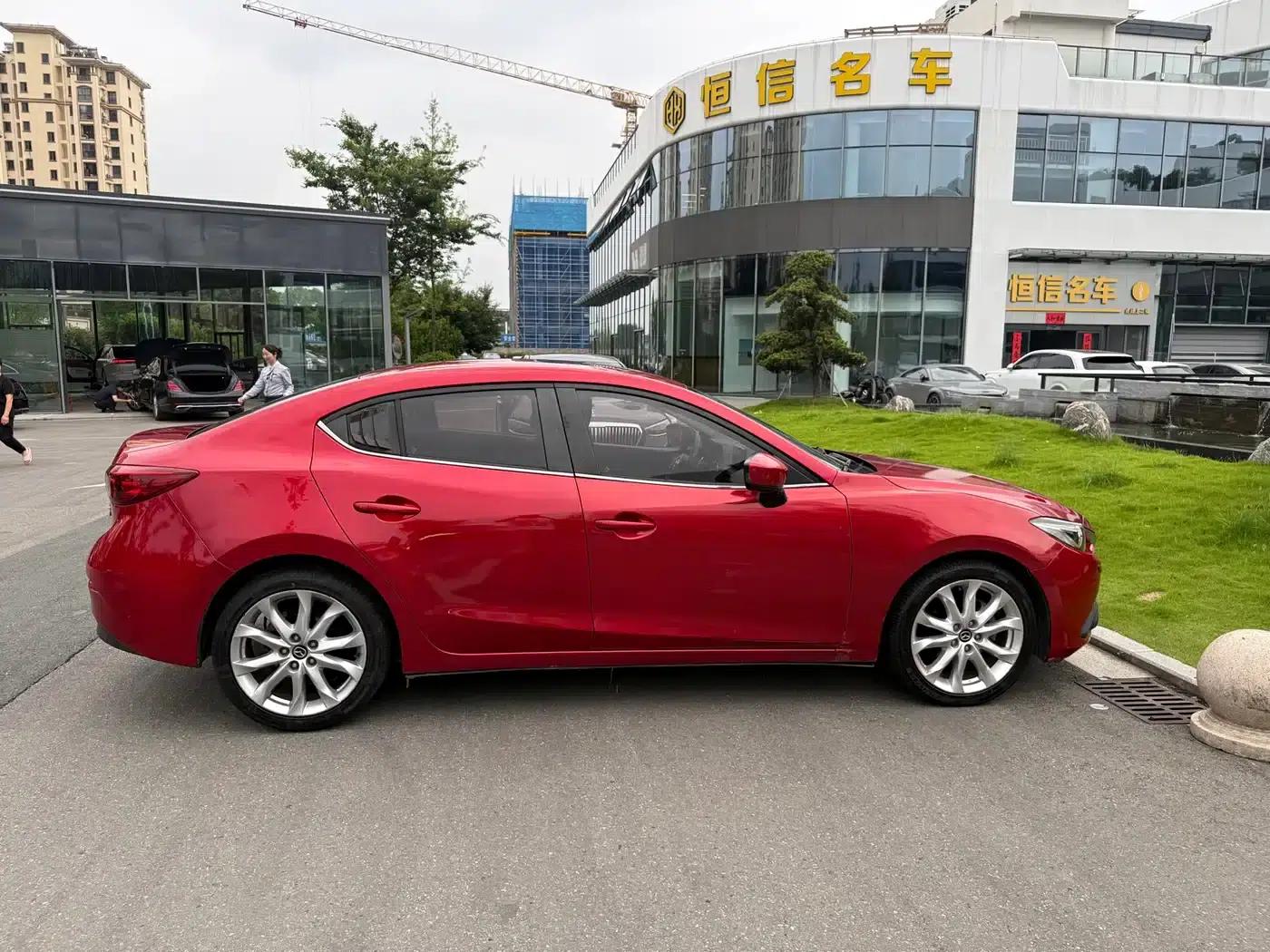 Mazda3 Axela 2016 Sedan 2.0L Automatic Flagship — миниатюра 12